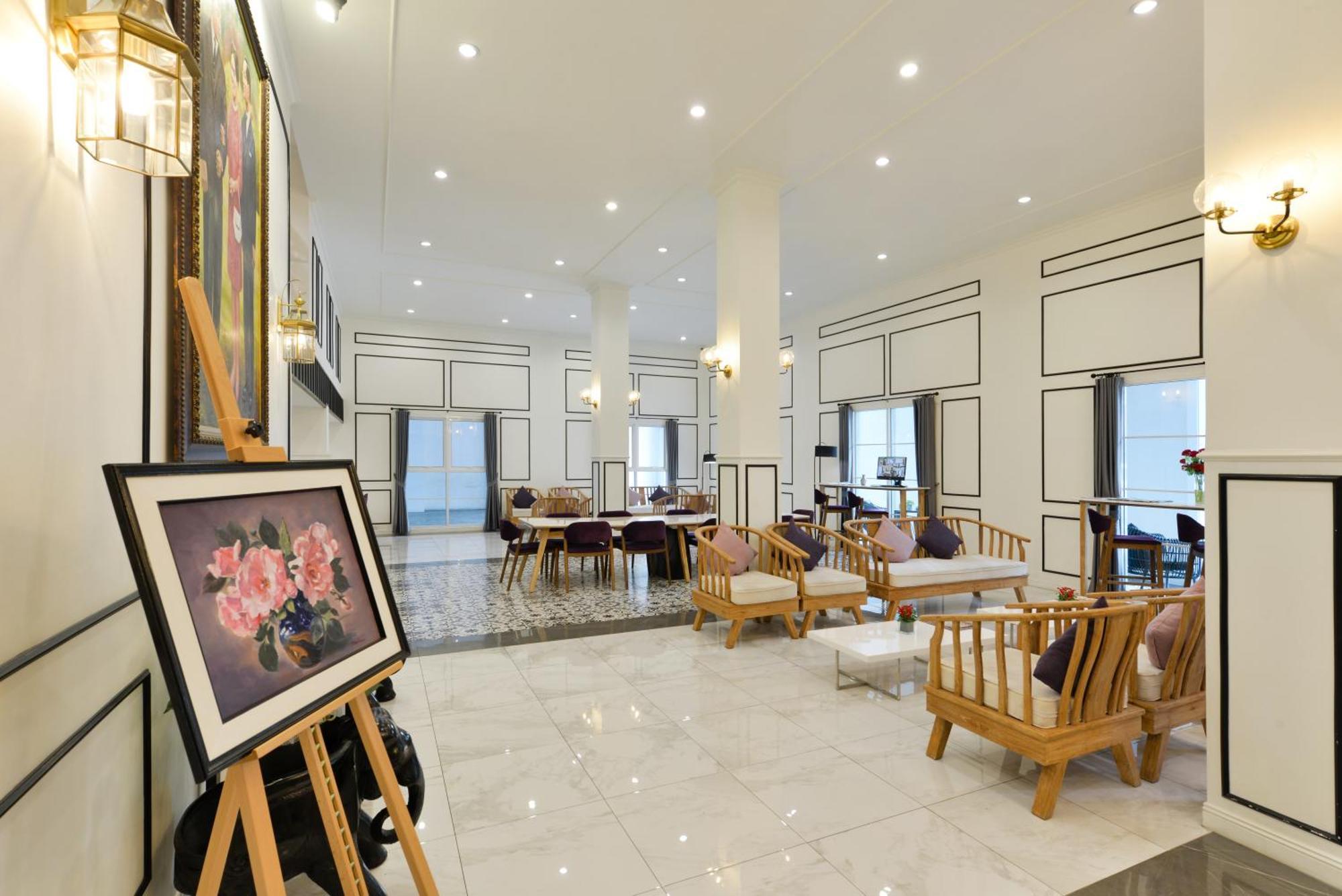 Villa De Pranakorn Bangkok Eksteriør bilde The lobby of the hotel