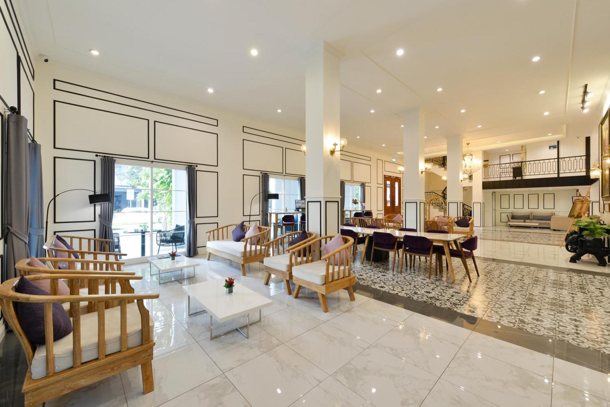 Villa De Pranakorn Bangkok Eksteriør bilde Lobby
